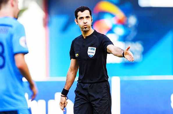 国足4消息!战日本遇苦主裁判,越南有2万观众,女足住独立客房