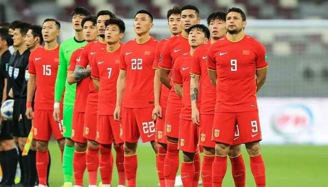 噩耗!曝国足六大悍将受伤,四名归化可能不回来,这下赢越南悬了