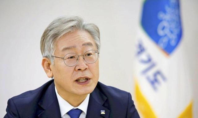 距大选不足俩月，“朴槿惠重返政坛”火爆<a href=