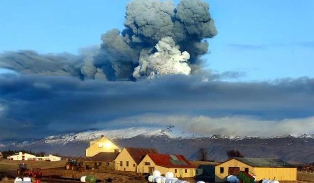 汤加火山爆发前后对比图曝光 影响我国的地震带是哪个?休闲区蓝鸢梦想 - Www.slyday.coM 汤加火山爆发前后对比图曝光 影响我国的地震带是哪个?休闲区蓝鸢梦想 - Www.slyday.coM