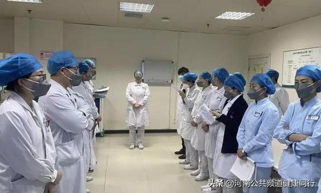 从湿透的衣服到结冰的面罩,他们一直都是有态度、有温度的疫情防控“守门员”——河南省直三院的抗疫纪实休闲区蓝鸢梦想 - Www.slyday.coM 从湿透的衣服到结冰的面罩,他们一直都是有态度、有温度的疫情防控“守门员”——河南省直三院的抗疫纪实休闲区蓝鸢梦想 - Www.slyday.coM