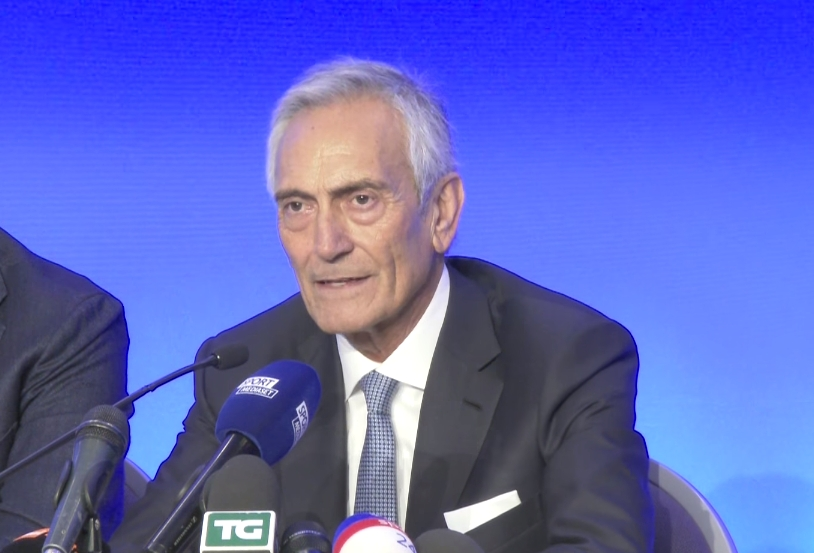 意足协主席:意甲外国球员比例过高,这并不让人欣慰休闲区蓝鸢梦想 - Www.slyday.coM 意足协主席:意甲外国球员比例过高,这并不让人欣慰休闲区蓝鸢梦想 - Www.slyday.coM