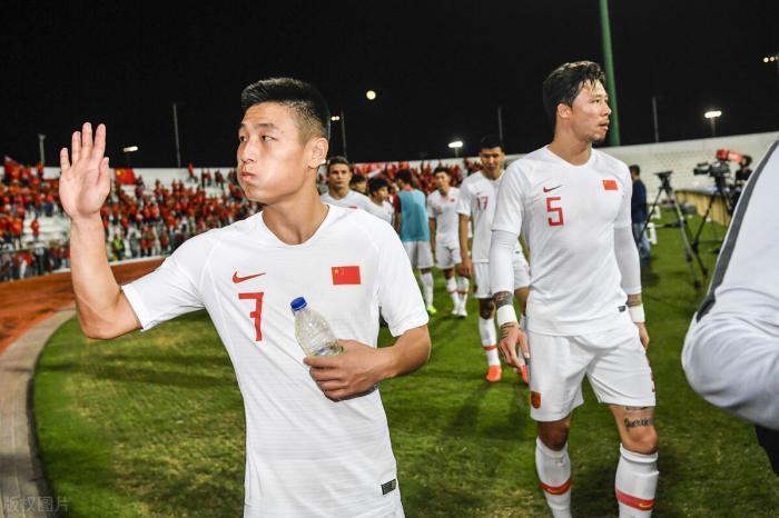 大年初一胜越南，足协将奖励600万，球迷骂声一片，大家别中计了