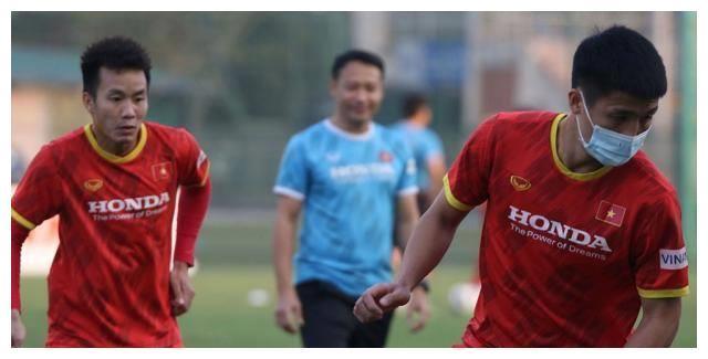 越南主帅：击败中国超越泰国 为越南足球在2022年开个好头