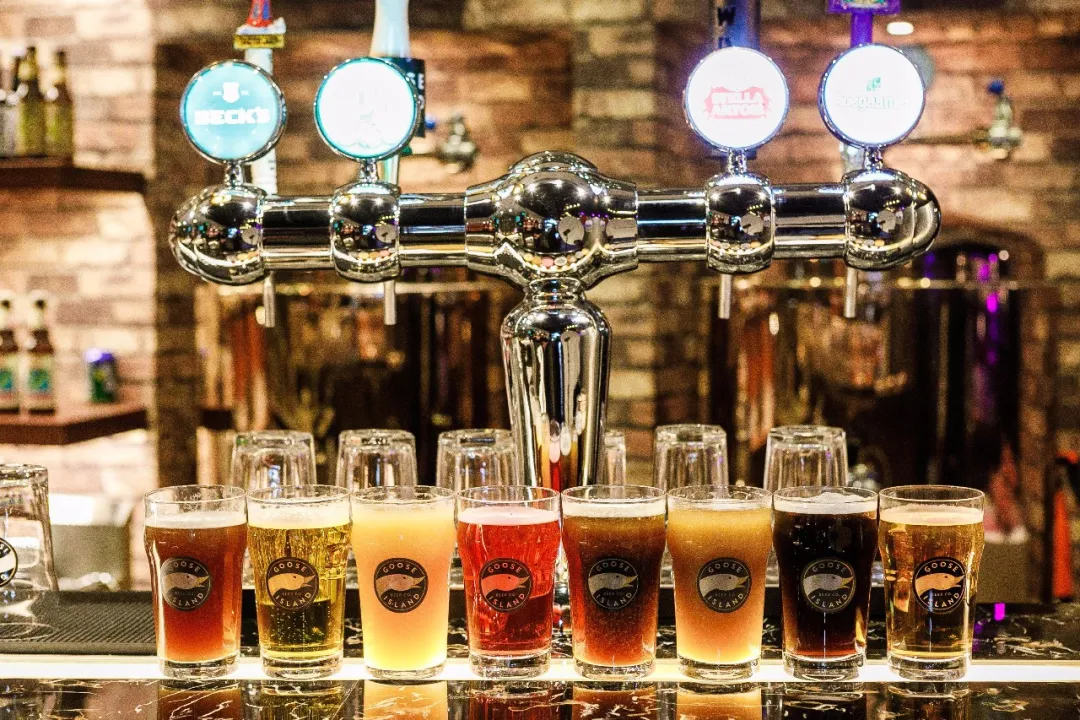 宣称10倍利润的精酿啤酒为何不行了?休闲区蓝鸢梦想 - Www.slyday.coM 宣称10倍利润的精酿啤酒为何不行了?休闲区蓝鸢梦想 - Www.slyday.coM