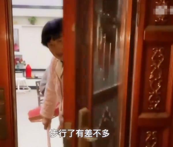 夫妻吵架丈夫步行8里找岳母告状,妻子被警告:再欺负人就别回来休闲区蓝鸢梦想 - Www.slyday.coM 夫妻吵架丈夫步行8里找岳母告状,妻子被警告:再欺负人就别回来休闲区蓝鸢梦想 - Www.slyday.coM