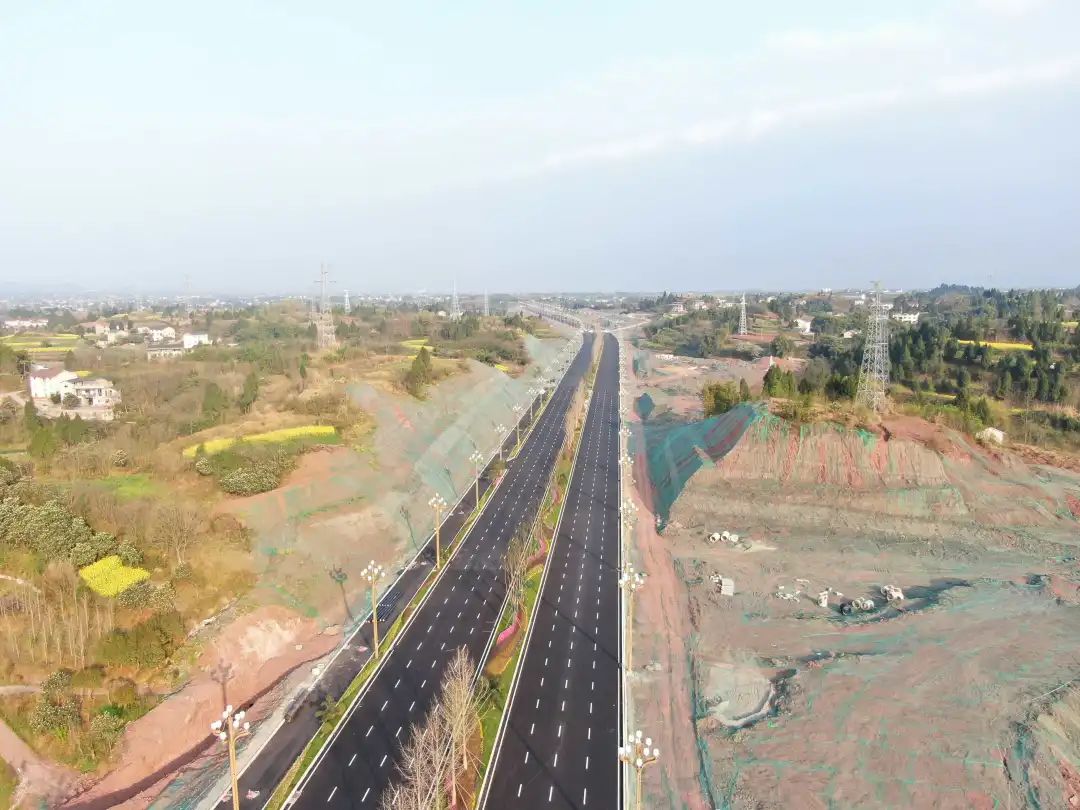 新城大道大营山北路及支线道路(暂定路名):起于学府大道,止于高新大道