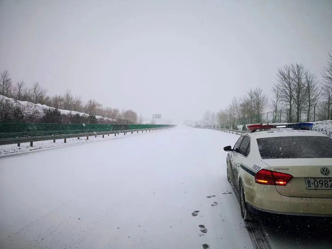 下雪后高速公路管制多久能解除|高速|高速公路|交通管制_新浪新闻