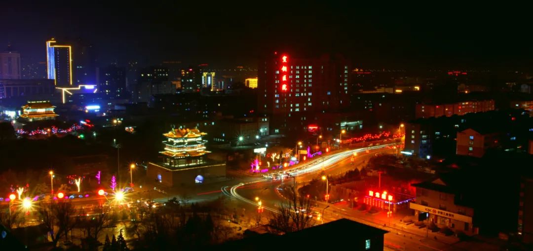 夜太美宣化夜景模式增添浓厚年味
