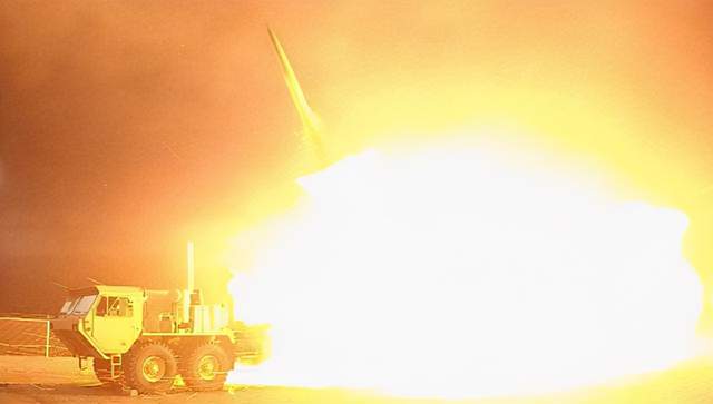 雪中送炭！阿联酋正被猛烈空袭，<a href=