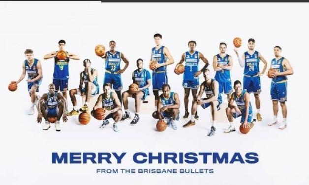 太炸了！19分钟18分9板！周琦扣傻澳洲球队！哈登等他回NBA