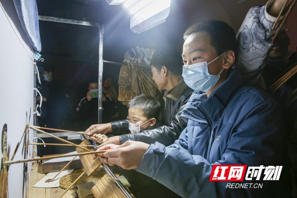 方寸舞台上如何演绎出百态人生?潇湘青春影城为你解答休闲区蓝鸢梦想 - Www.slyday.coM 方寸舞台上如何演绎出百态人生?潇湘青春影城为你解答休闲区蓝鸢梦想 - Www.slyday.coM