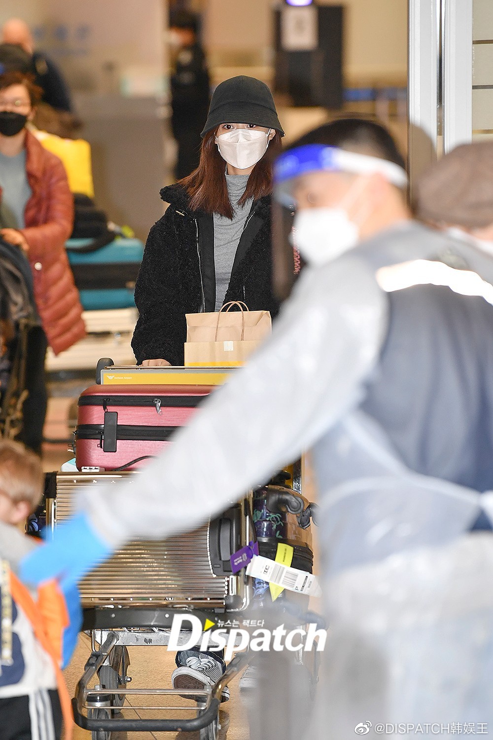 25日， 成员 结束个人日程，经仁川机场返回<a href=