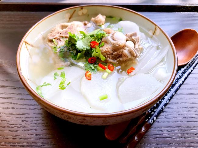 小儿推拿杨晓:来一碗美味的白萝卜羊肉汤,温润滋补,!