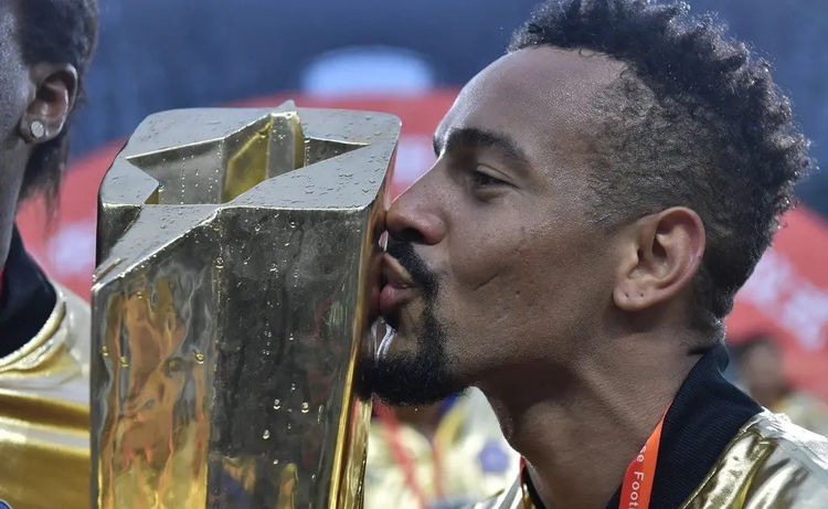 中超新军竞赛，成都锁定<a href=