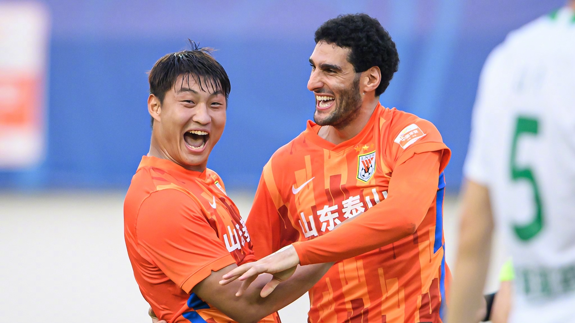 山东泰山引援加速，两大内援成为目标，水土不服外援将租借<a href=