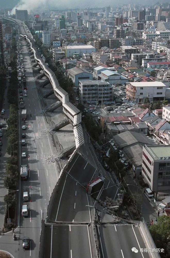 老照片1995年阪神大地震日本战后最大的灾难