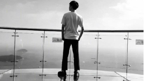 微博公布刘学州遭受私信网暴情况 暂停千余用户私信功能休闲区蓝鸢梦想 - Www.slyday.coM 微博公布刘学州遭受私信网暴情况 暂停千余用户私信功能休闲区蓝鸢梦想 - Www.slyday.coM