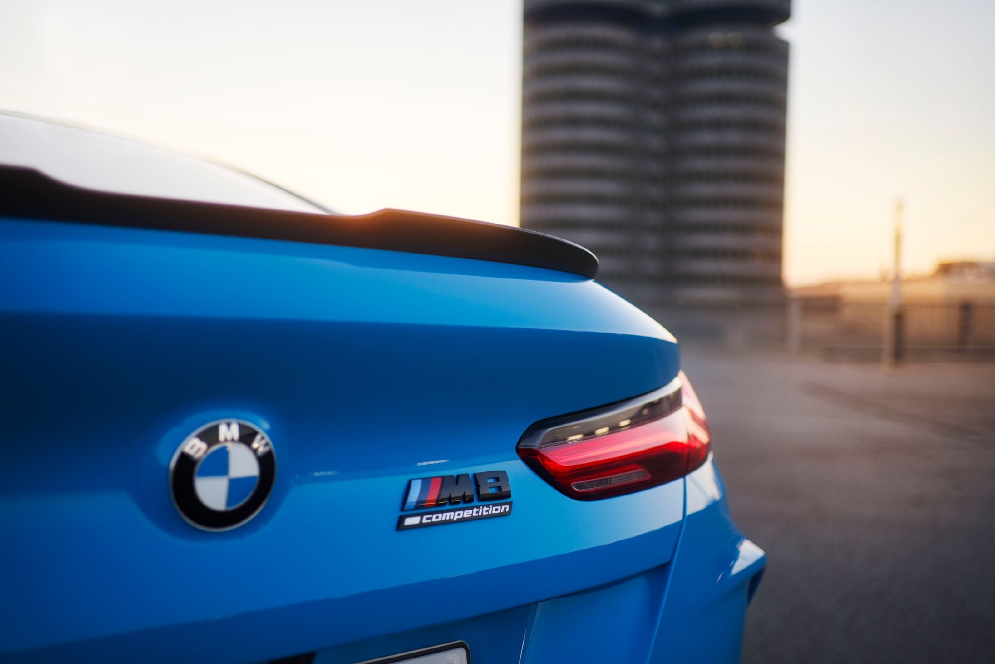 ۱仯 BMW 8ϵ/M8ͼ