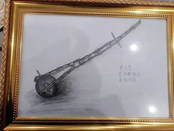 新年长跪在生母面前,这个秘密他藏了几十年休闲区蓝鸢梦想 - Www.slyday.coM 新年长跪在生母面前,这个秘密他藏了几十年休闲区蓝鸢梦想 - Www.slyday.coM