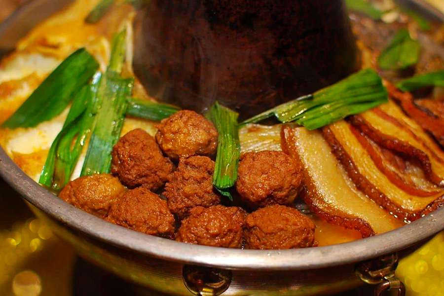 年夜饭上最贵的一道菜,居然用盆装?休闲区蓝鸢梦想 - Www.slyday.coM 年夜饭上最贵的一道菜,居然用盆装?休闲区蓝鸢梦想 - Www.slyday.coM