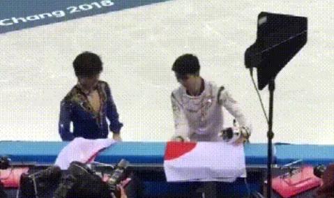 6位有望夺冠的冬奥明星:谷爱凌身价攀升,羽生结弦热衷整理国旗休闲区蓝鸢梦想 - Www.slyday.coM 6位有望夺冠的冬奥明星:谷爱凌身价攀升,羽生结弦热衷整理国旗休闲区蓝鸢梦想 - Www.slyday.coM