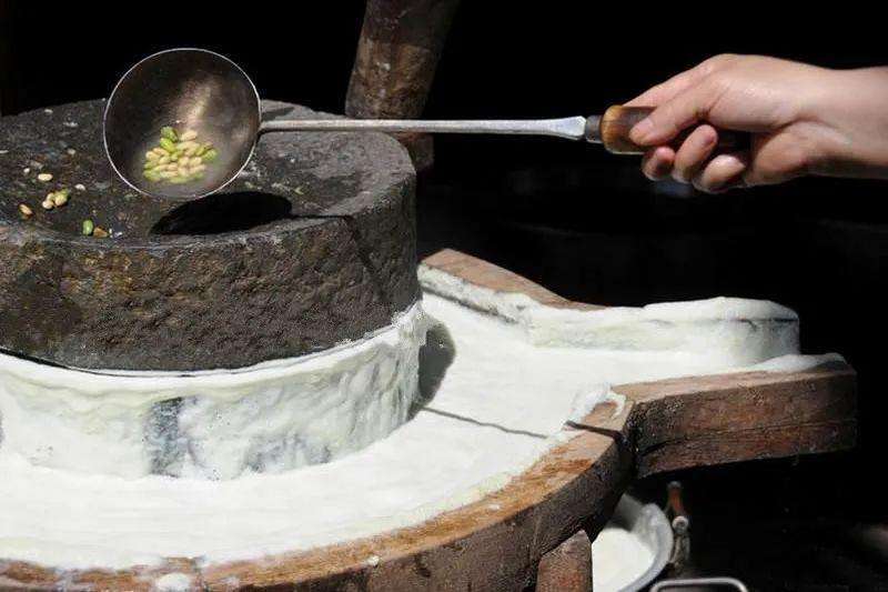 春节民谚：腊月二十五，推磨做豆腐！为何做的是“豆腐”？休闲区蓝鸢梦想 - Www.slyday.coM