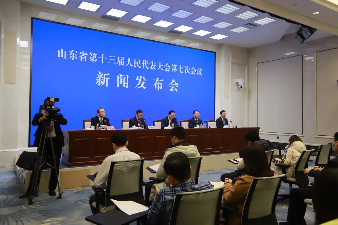 答记者问丨2021年,全省工信系统承压奋进,推动工业经济稳中向好、进中提质,具体呈现五个方面的特点休闲区蓝鸢梦想 - Www.slyday.coM 答记者问丨2021年,全省工信系统承压奋进,推动工业经济稳中向好、进中提质,具体呈现五个方面的特点休闲区蓝鸢梦想 - Www.slyday.coM