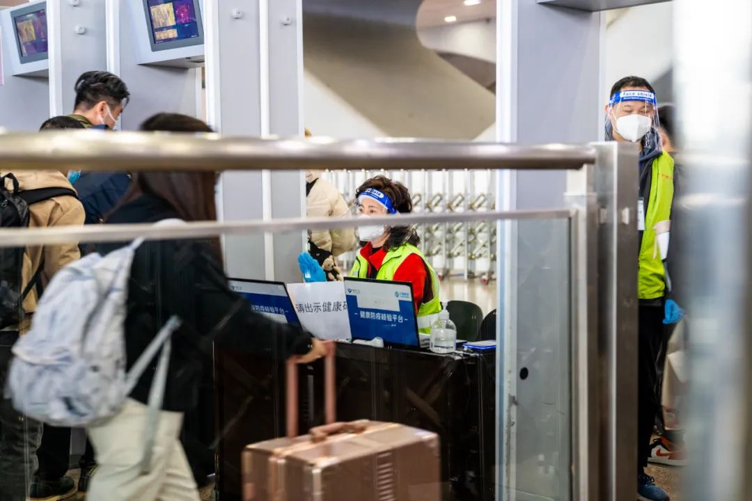 「广州春运返乡图鉴」,你今年回家过年吗?休闲区蓝鸢梦想 - Www.slyday.coM 「广州春运返乡图鉴」,你今年回家过年吗?休闲区蓝鸢梦想 - Www.slyday.coM