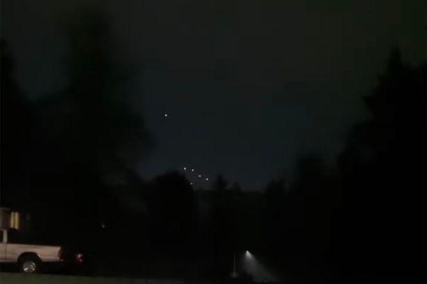 五个神秘光点突现在华盛顿上空,当地人惊讶,引发UFO猜想休闲区蓝鸢梦想 - Www.slyday.coM 五个神秘光点突现在华盛顿上空,当地人惊讶,引发UFO猜想休闲区蓝鸢梦想 - Www.slyday.coM