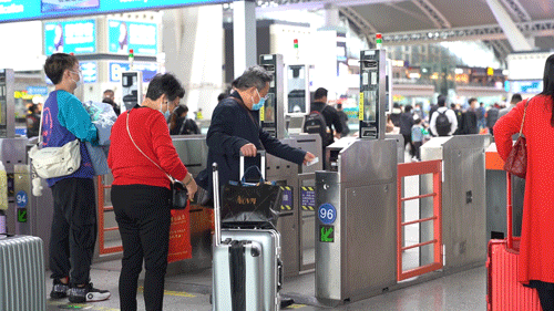 「广州春运返乡图鉴」,你今年回家过年吗?休闲区蓝鸢梦想 - Www.slyday.coM 「广州春运返乡图鉴」,你今年回家过年吗?休闲区蓝鸢梦想 - Www.slyday.coM