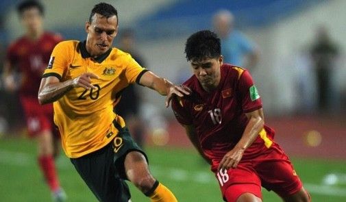 12强赛综述：首支出线队诞生！越南叙利亚垫底出局，国足命悬一线