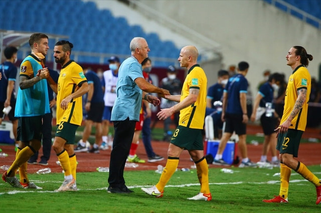 4-0！12强赛最差球队诞生！亚洲第3大爆发+4轮首胜，越南队7连败