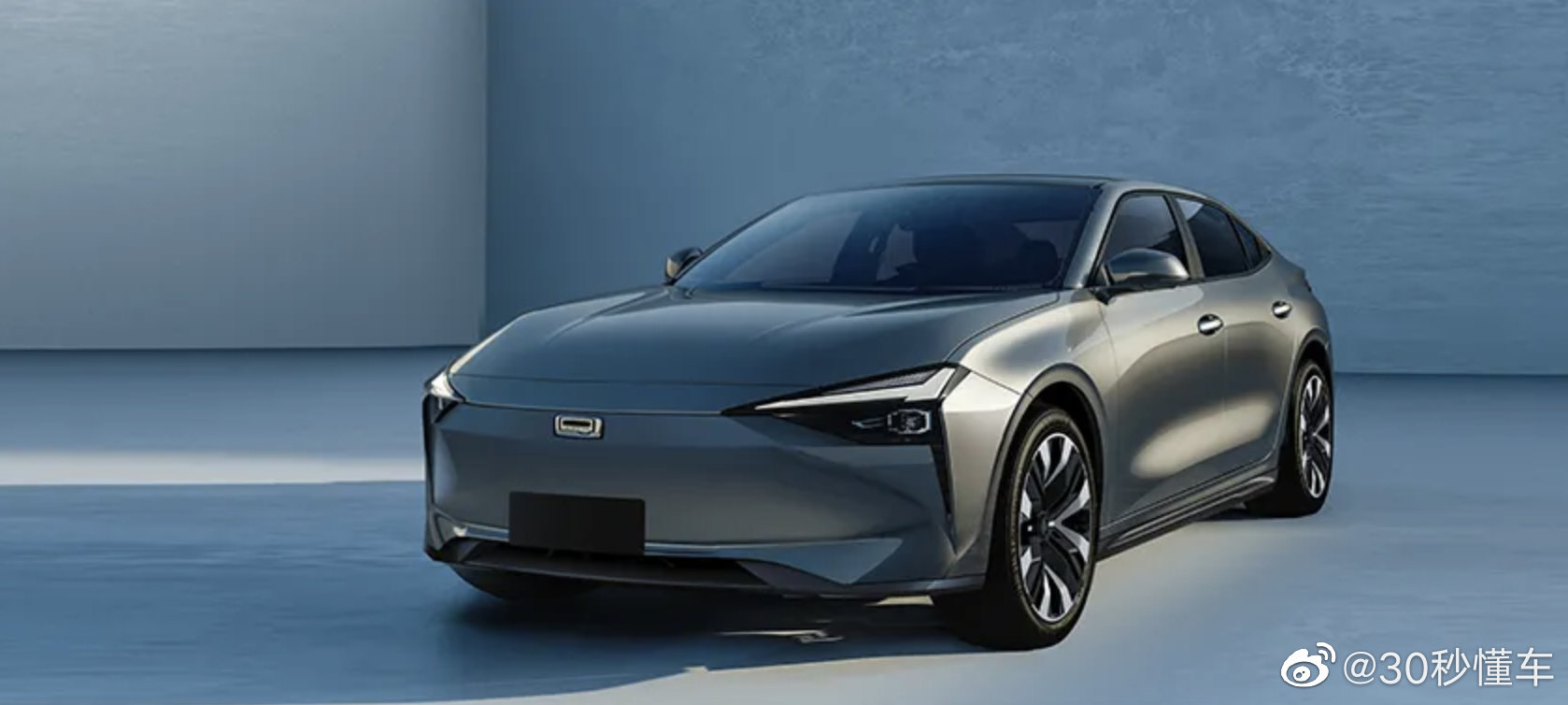 日前，观致汽车正式发布了观致6的官图……