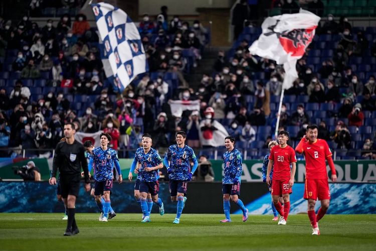 12强赛B组变天!日本15分澳洲14分,国足5分出局,将与阿曼争四