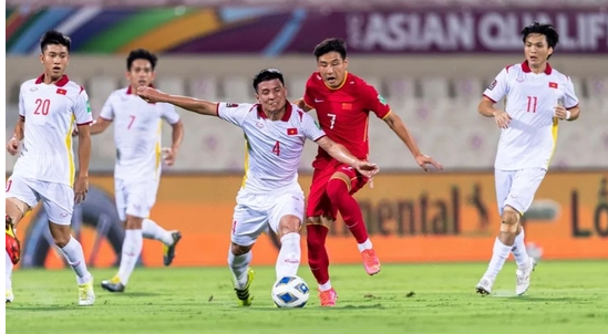 惨遭看低!越南主帅直言要不惜一切代价拿下国足,谁给他的信心?