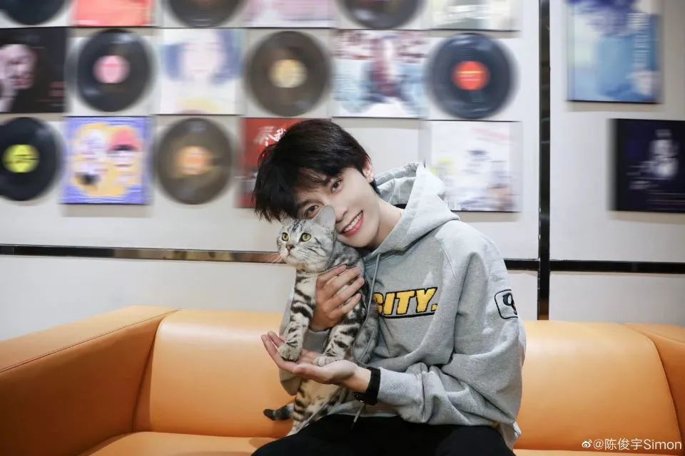 中国土狗不骗中国土狗!这剧能看!休闲区蓝鸢梦想 - Www.slyday.coM 中国土狗不骗中国土狗!这剧能看!休闲区蓝鸢梦想 - Www.slyday.coM