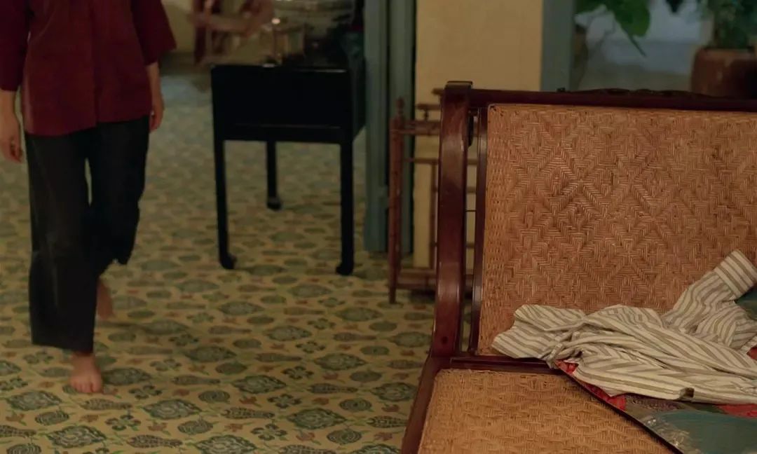 爸妈当年的装修审美有多绝?现在最流行家居元素都是他们当年玩剩下的休闲区蓝鸢梦想 - Www.slyday.coM 爸妈当年的装修审美有多绝?现在最流行家居元素都是他们当年玩剩下的休闲区蓝鸢梦想 - Www.slyday.coM