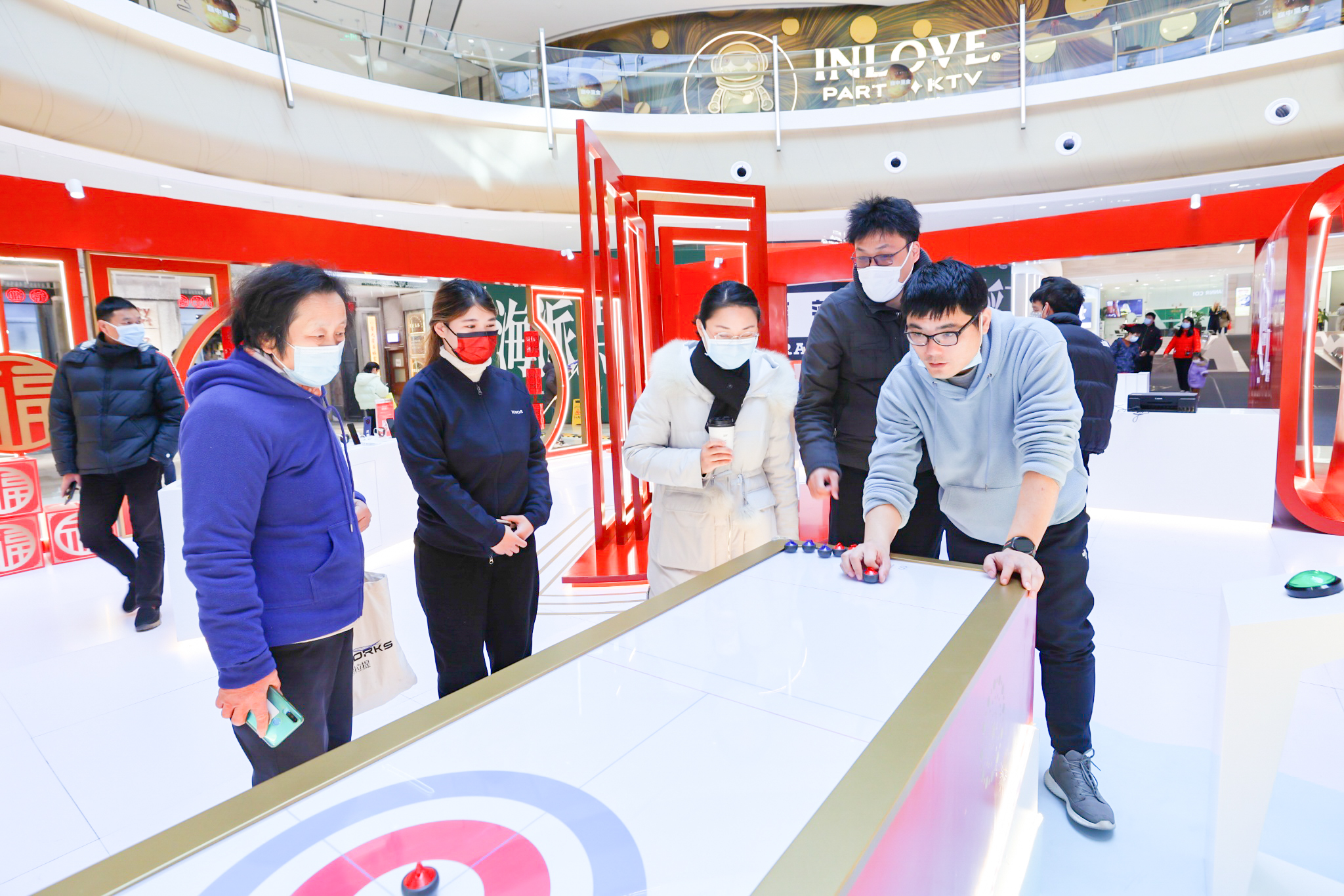 如何成为有温度的品牌?春节不打烊背后我们看到了荣耀的答案休闲区蓝鸢梦想 - Www.slyday.coM 如何成为有温度的品牌?春节不打烊背后我们看到了荣耀的答案休闲区蓝鸢梦想 - Www.slyday.coM