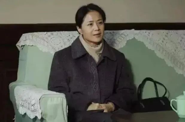 爸妈当年的装修审美有多绝?现在最流行家居元素都是他们当年玩剩下的休闲区蓝鸢梦想 - Www.slyday.coM 爸妈当年的装修审美有多绝?现在最流行家居元素都是他们当年玩剩下的休闲区蓝鸢梦想 - Www.slyday.coM