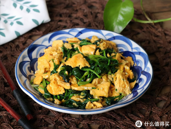 分享6道家常小炒,食材新鲜有营养,减轻肠胃负担,轻松过大年休闲区蓝鸢梦想 - Www.slyday.coM 分享6道家常小炒,食材新鲜有营养,减轻肠胃负担,轻松过大年休闲区蓝鸢梦想 - Www.slyday.coM