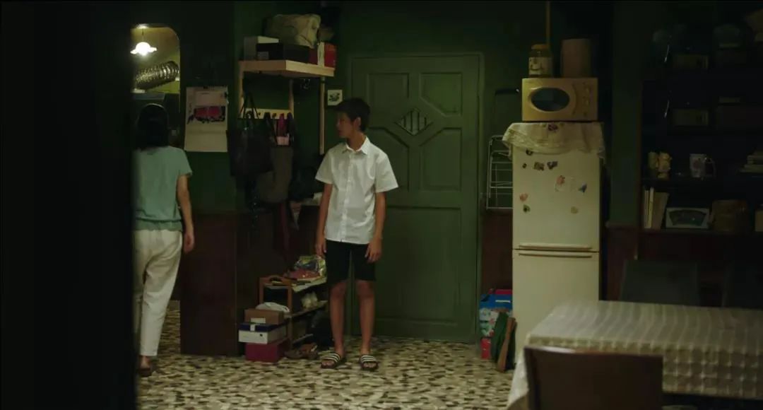 爸妈当年的装修审美有多绝?现在最流行家居元素都是他们当年玩剩下的休闲区蓝鸢梦想 - Www.slyday.coM 爸妈当年的装修审美有多绝?现在最流行家居元素都是他们当年玩剩下的休闲区蓝鸢梦想 - Www.slyday.coM