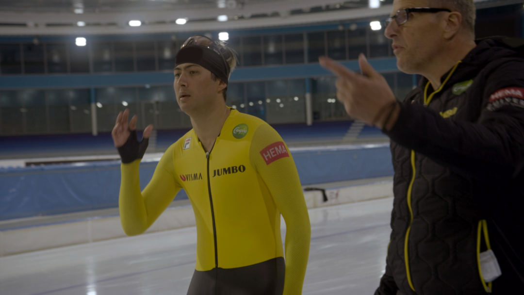 记录冬奥运动的荣光与梦想,央视纪录《飞越冰雪线》为北京冬奥建立影像档案休闲区蓝鸢梦想 - Www.slyday.coM 记录冬奥运动的荣光与梦想,央视纪录《飞越冰雪线》为北京冬奥建立影像档案休闲区蓝鸢梦想 - Www.slyday.coM