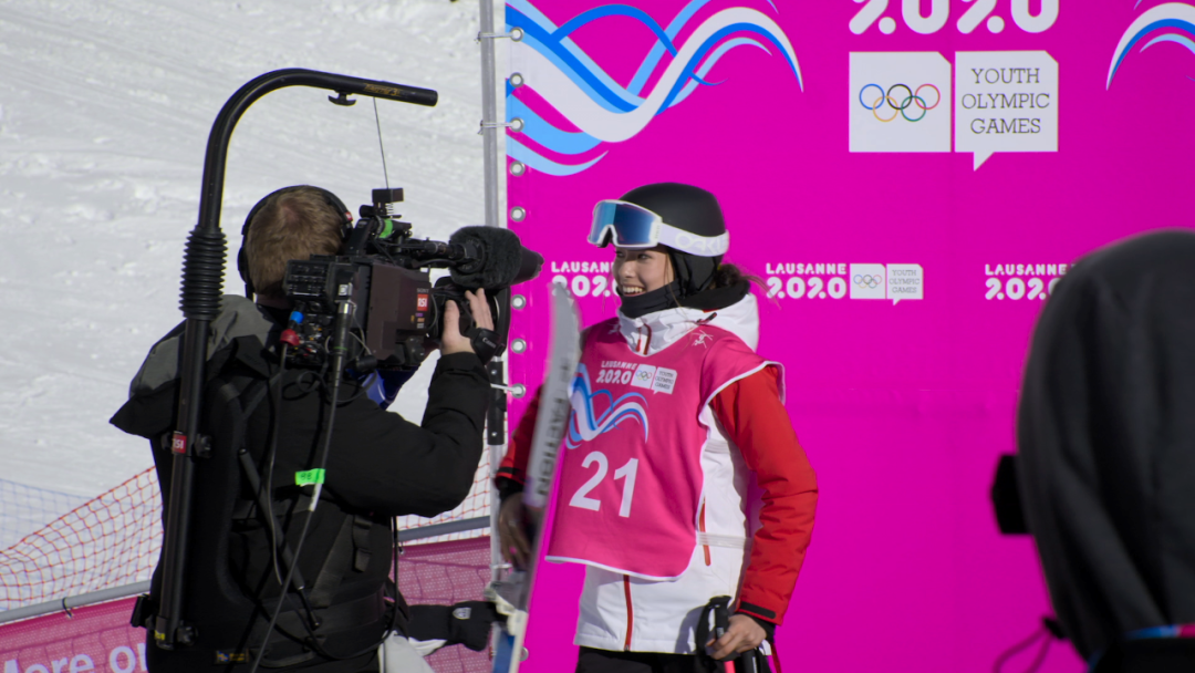 记录冬奥运动的荣光与梦想,央视纪录《飞越冰雪线》为北京冬奥建立影像档案休闲区蓝鸢梦想 - Www.slyday.coM 记录冬奥运动的荣光与梦想,央视纪录《飞越冰雪线》为北京冬奥建立影像档案休闲区蓝鸢梦想 - Www.slyday.coM