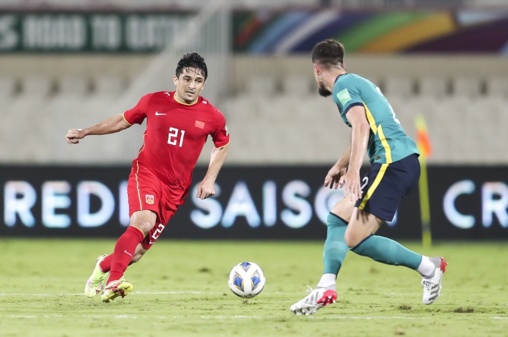 国足首发11人面临大变,3归化出击和越南对攻,2老将恐不会再用