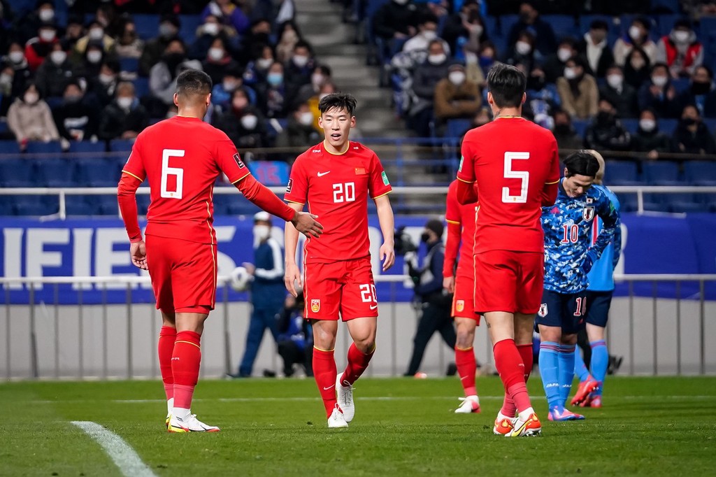 国足首发11人面临大变,3归化出击和越南对攻,2老将恐不会再用