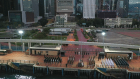 驻香港部队举行中区军用码头首次升国旗仪式休闲区蓝鸢梦想 - Www.slyday.coM 驻香港部队举行中区军用码头首次升国旗仪式休闲区蓝鸢梦想 - Www.slyday.coM