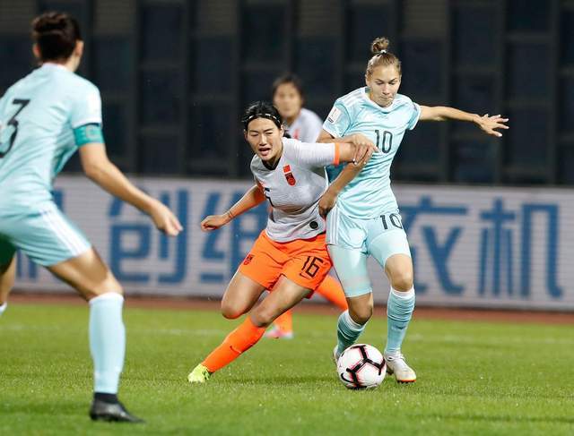 女足3比1战胜越南，一人表现却仍遭质疑，只因她失误导致丢球