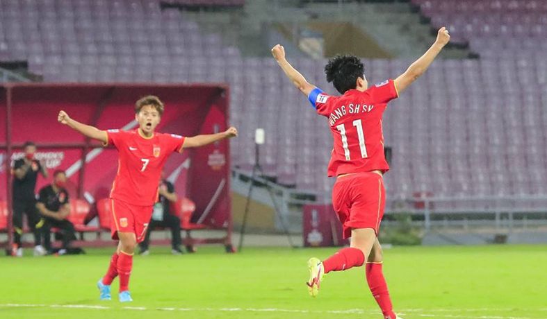 女足王炸发威3-1逆转越南 男足上演鱼腩之战！澎湃体育一语扎心了