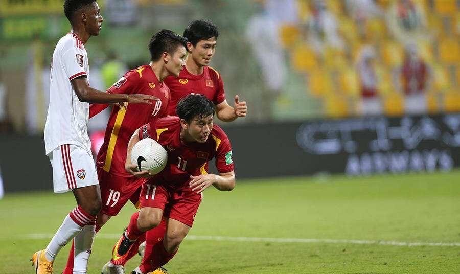 12强赛：国足狂胜越南升第四，<a href=